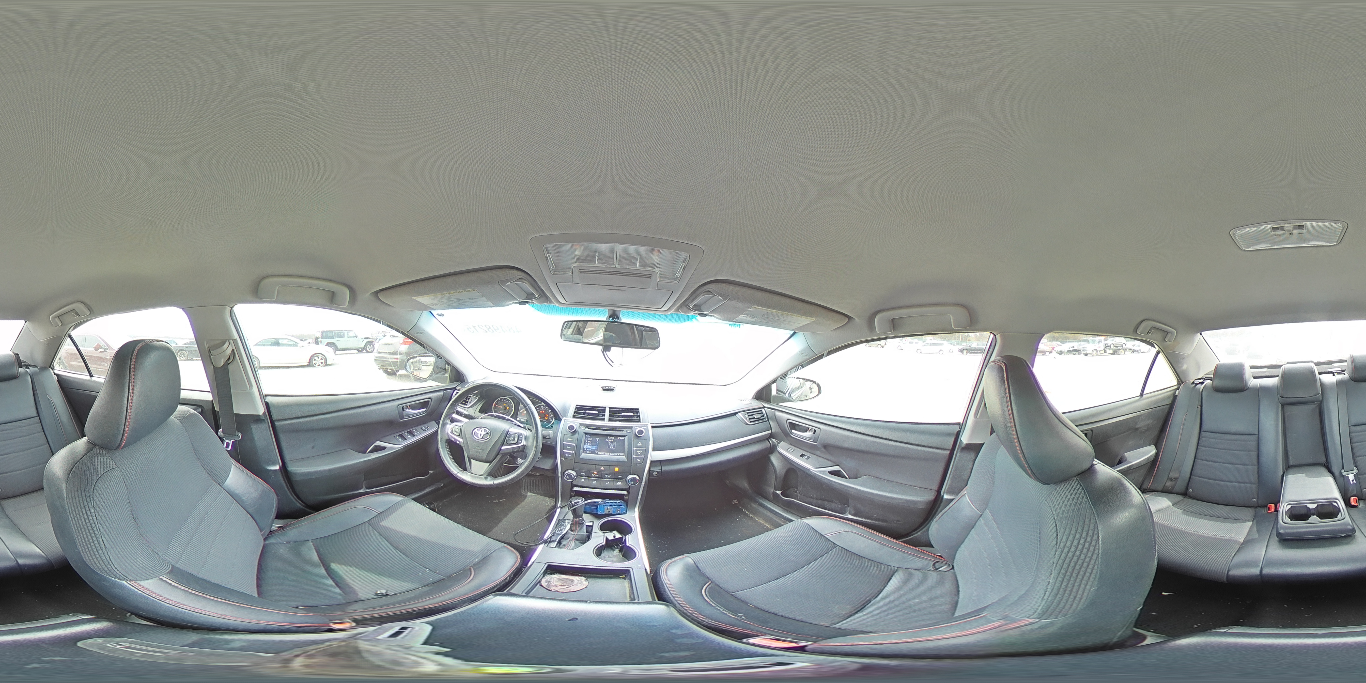 2016 Toyota Camry - Image 13