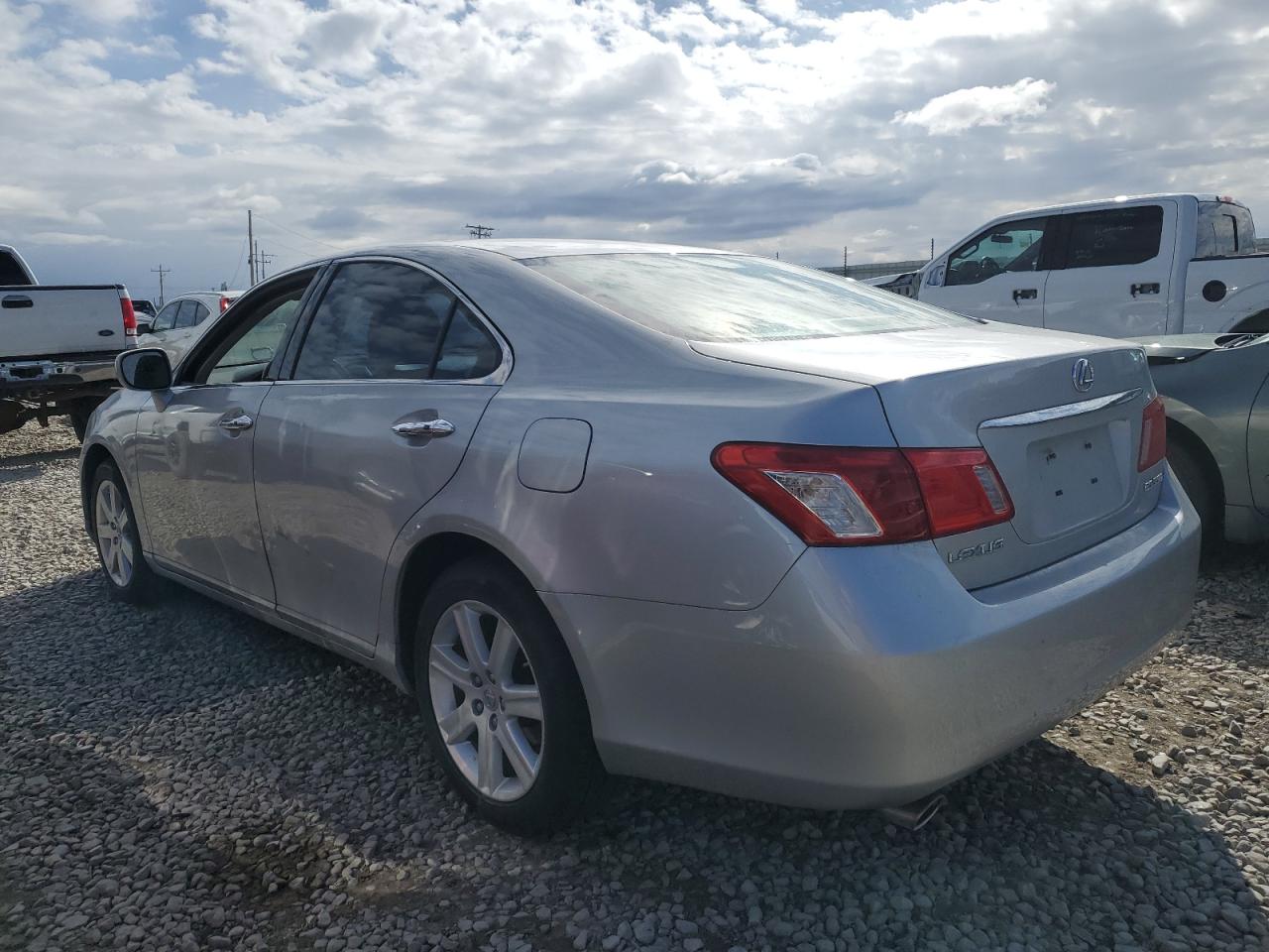 2007 Lexus ES - Image 2