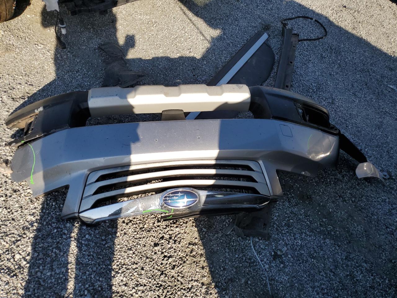 2010 Subaru Outback - Image 12