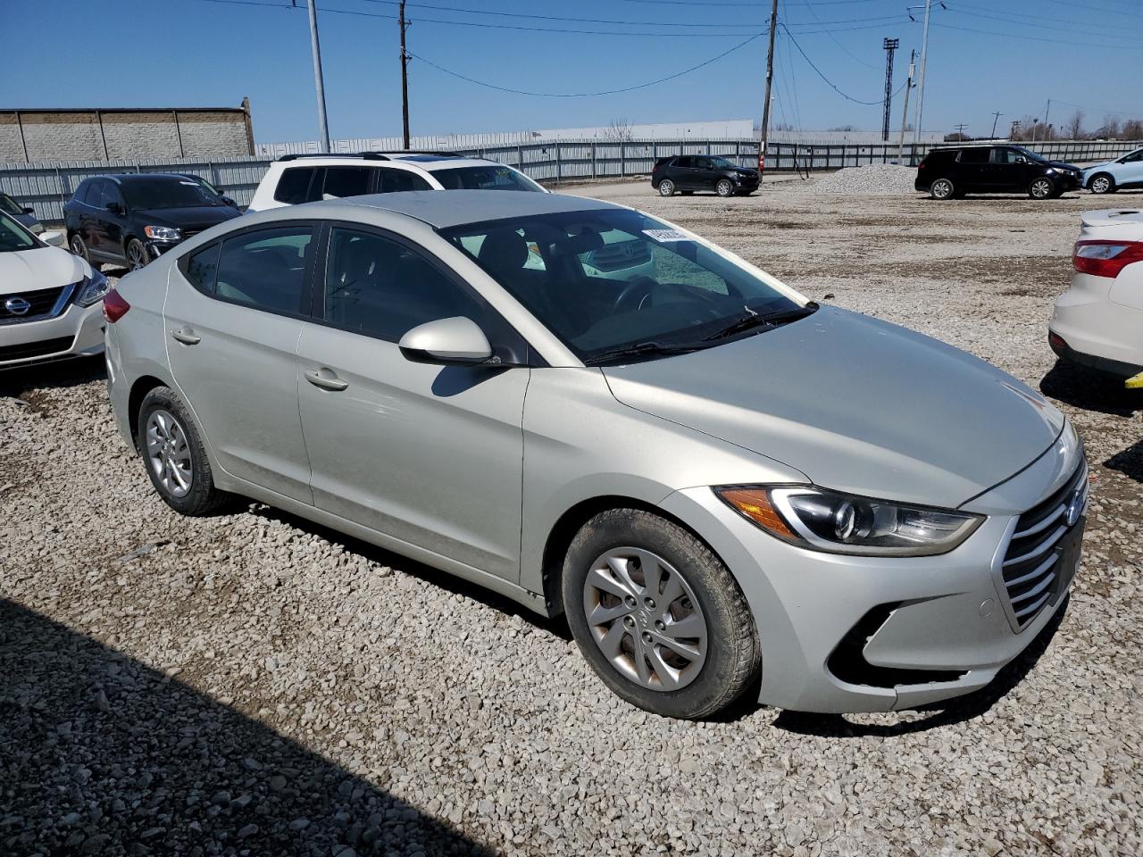 2017 Hyundai Elantra - Image 4