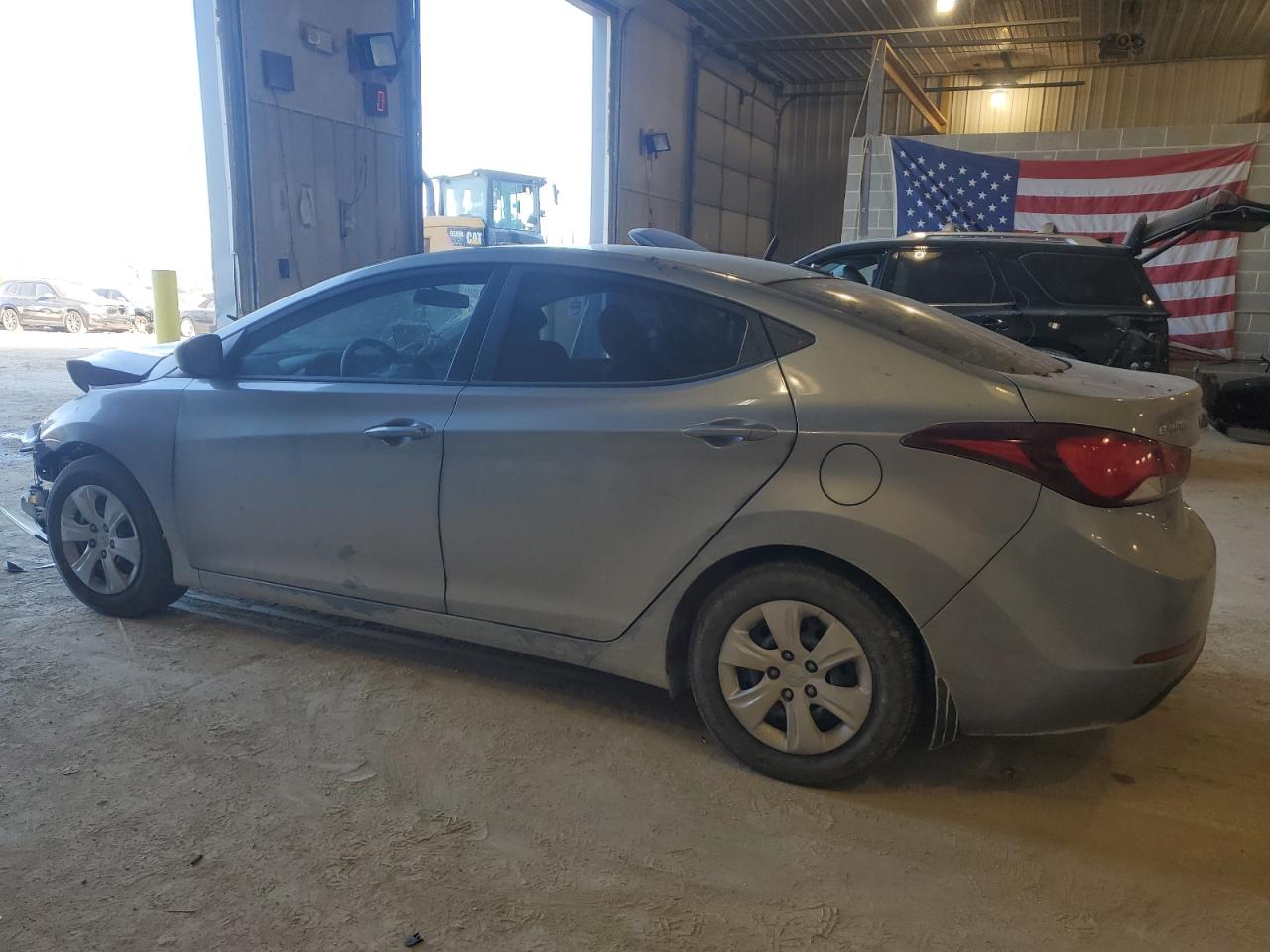 2016 Hyundai Elantra - Image 2