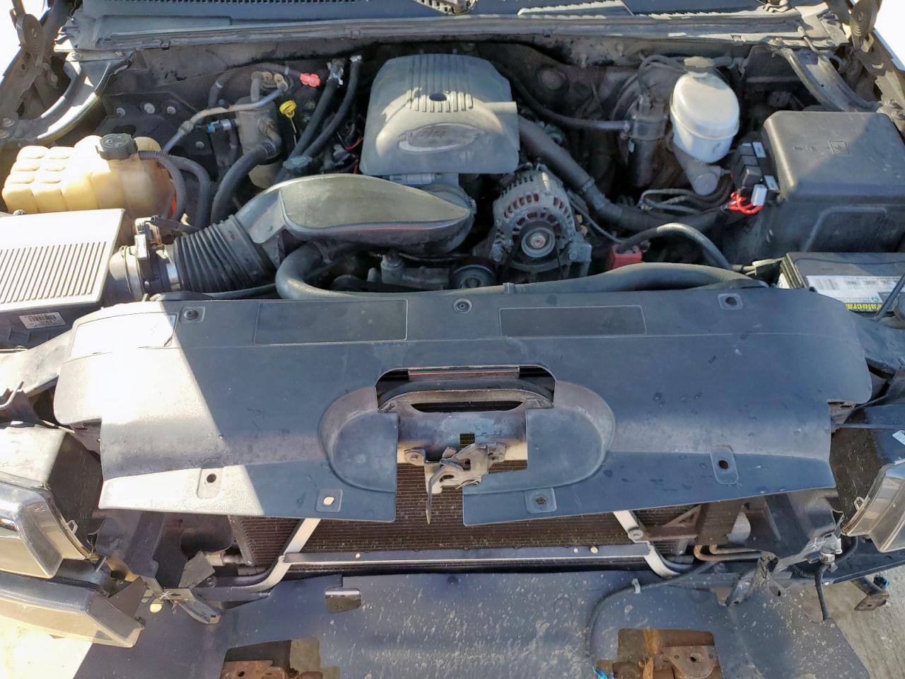 2004 Chevrolet Silverado C1500 VIN: 2GCEC19VX41324388 Lot: 48559795