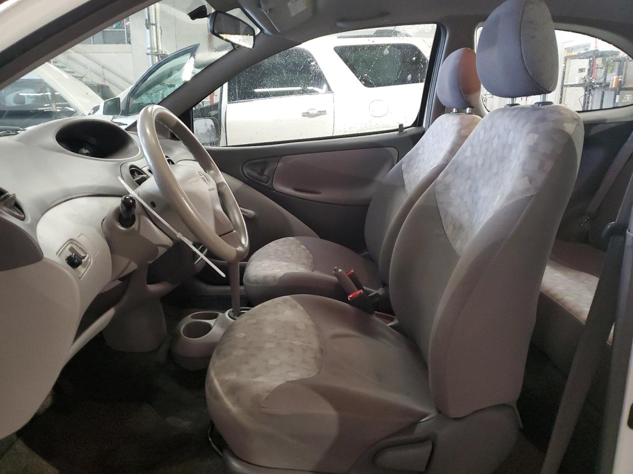 2001 Toyota Echo - Image 7