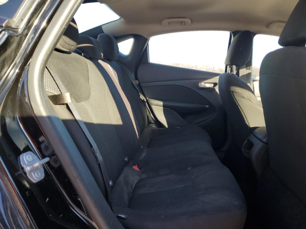 2016 Dodge Dart - Image 10