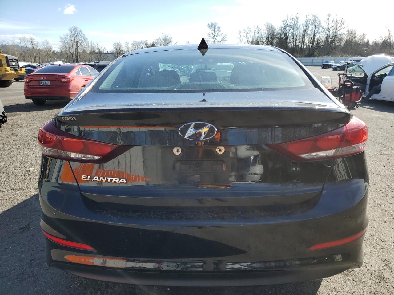 2018 Hyundai Elantra - Image 6