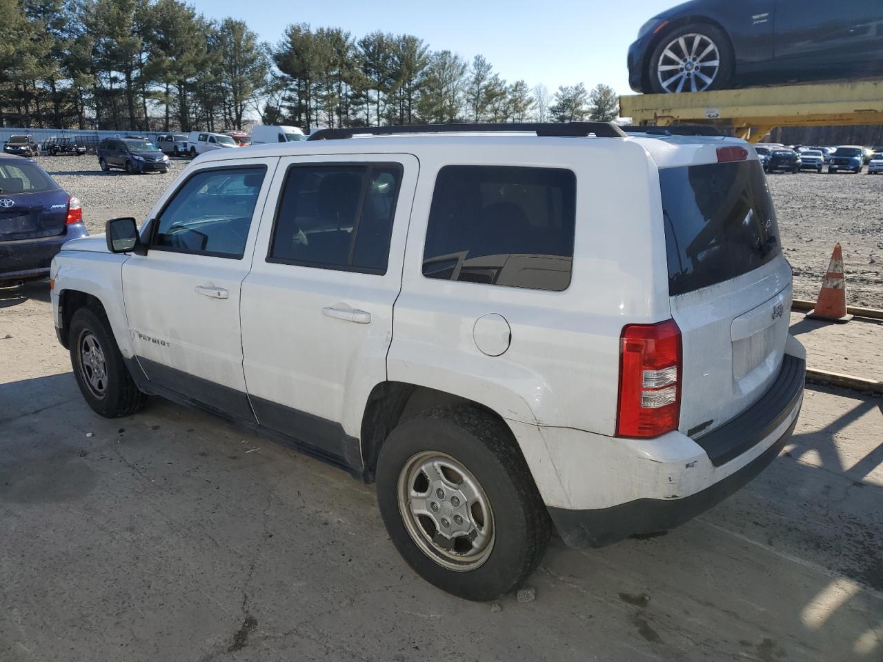 2012 Jeep Liberty (Patriot) - Image 2