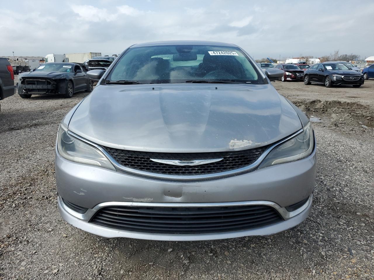 2015 Chrysler 200 - Image 5