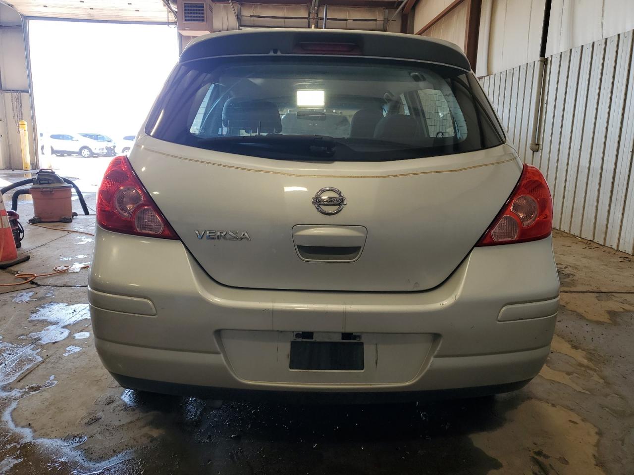 2010 Nissan Versa - Image 6