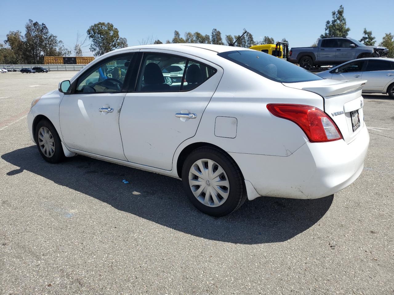 2014 Nissan Versa - Image 2