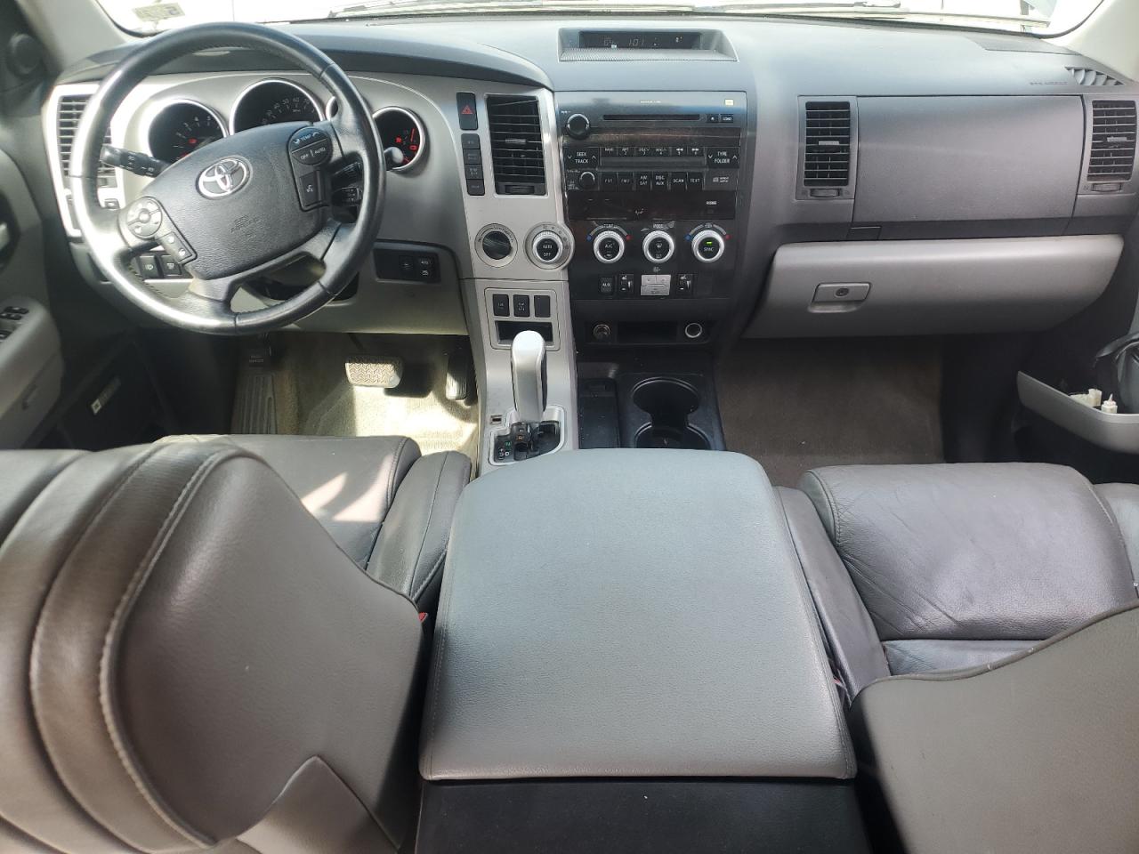 2008 Toyota Sequoia - Image 8