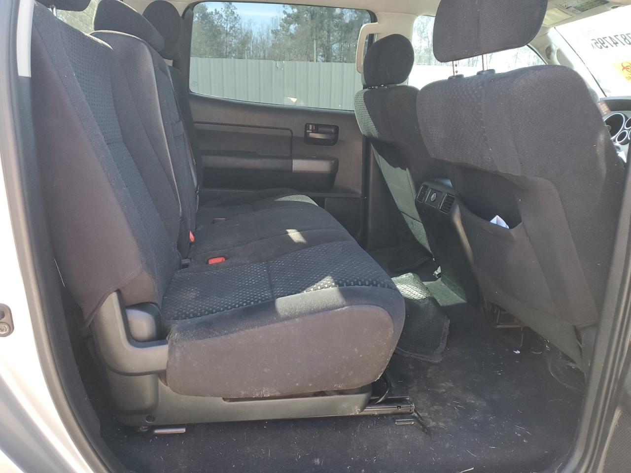2010 Toyota Tundra - Image 10