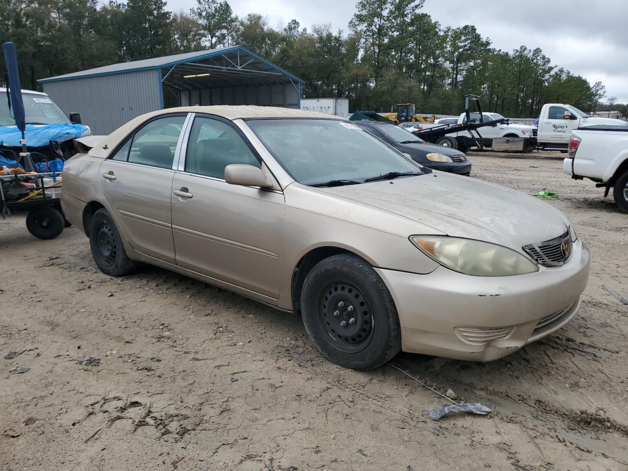 2005 Toyota Camry - Image 4