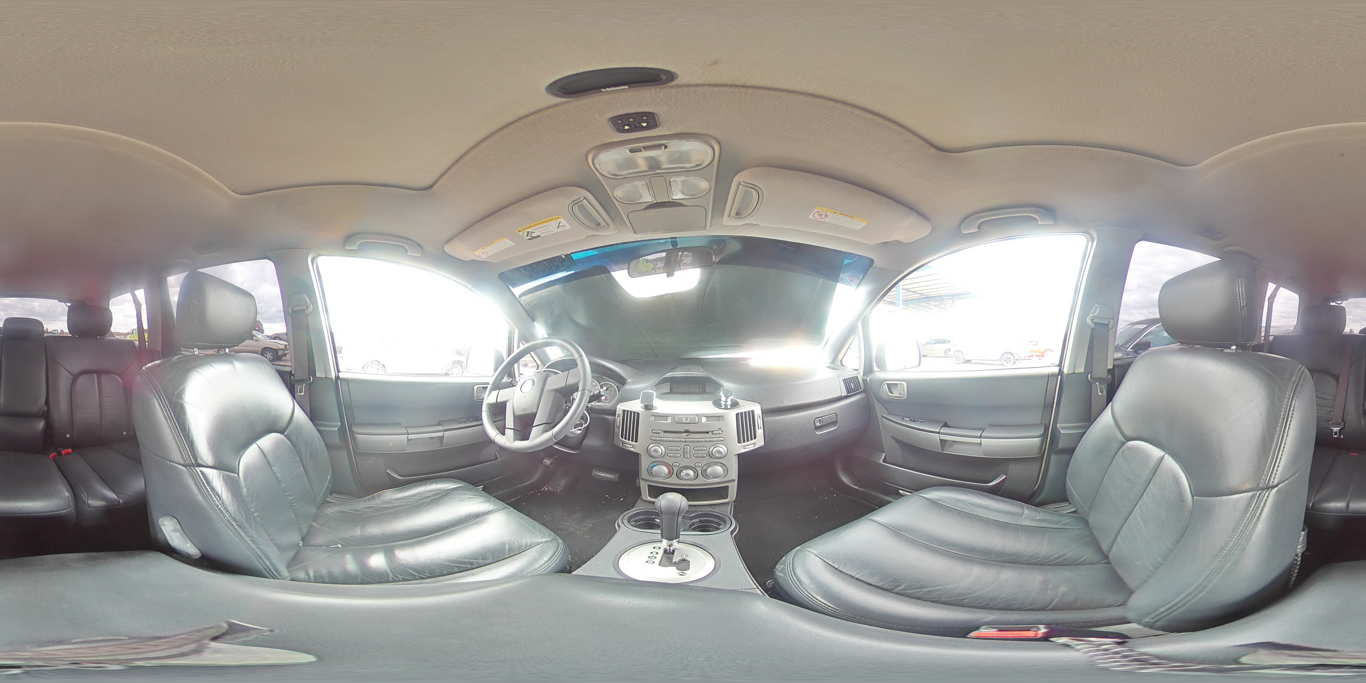 2004 Mitsubishi Endeavor - Image 14
