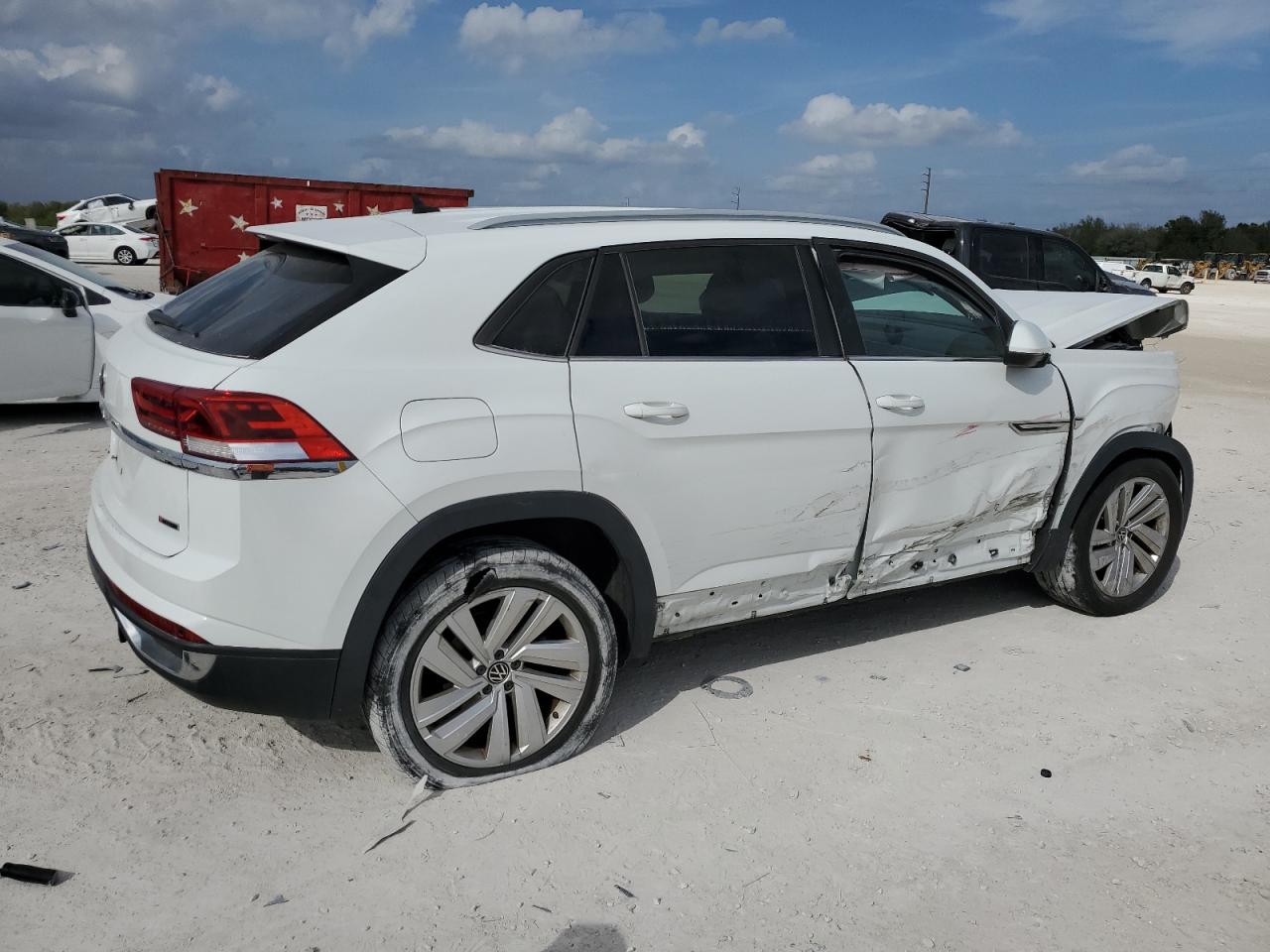 2020 Volkswagen Atlas - Image 3