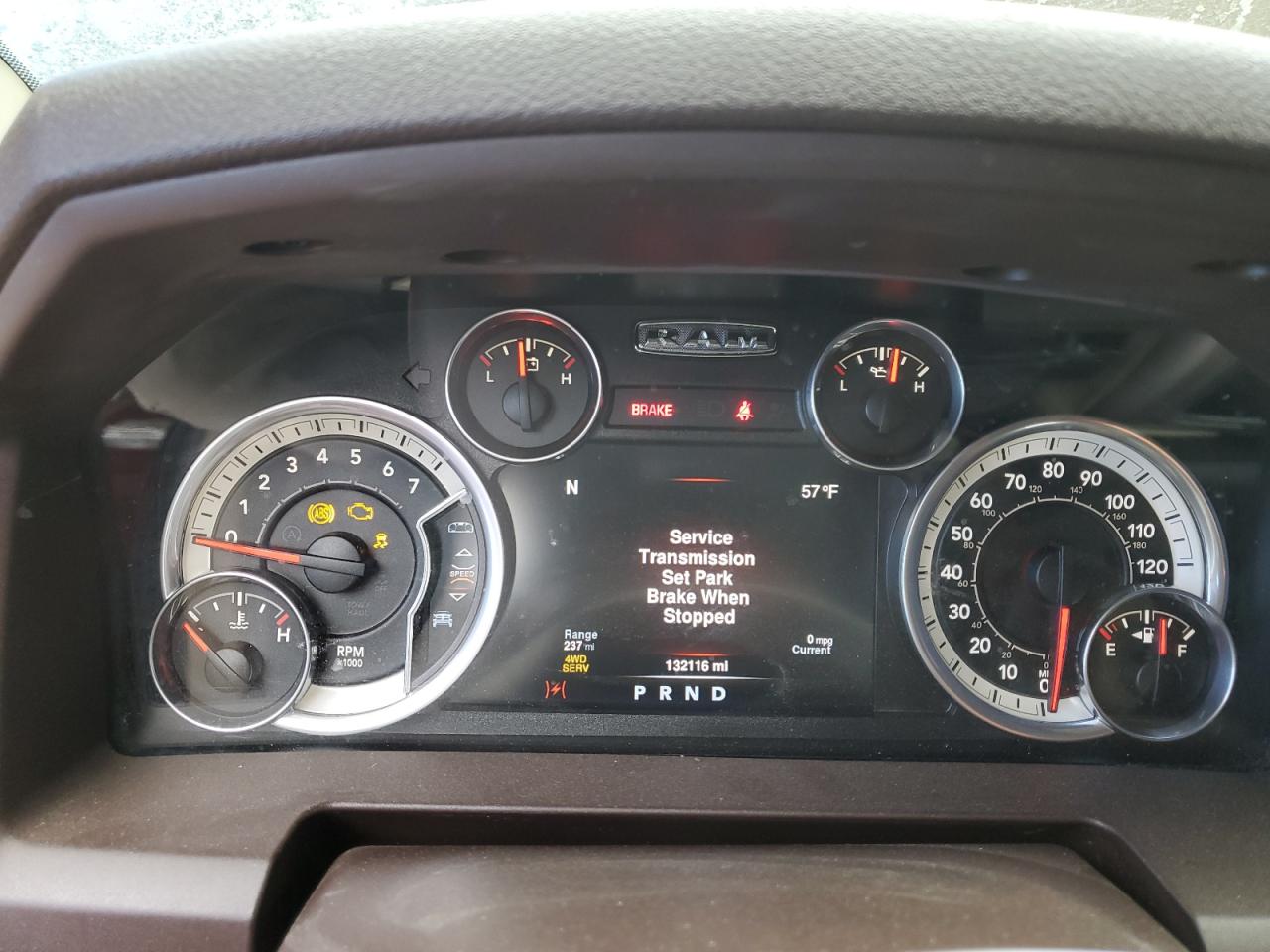 2016 RAM 1500 - Image 9