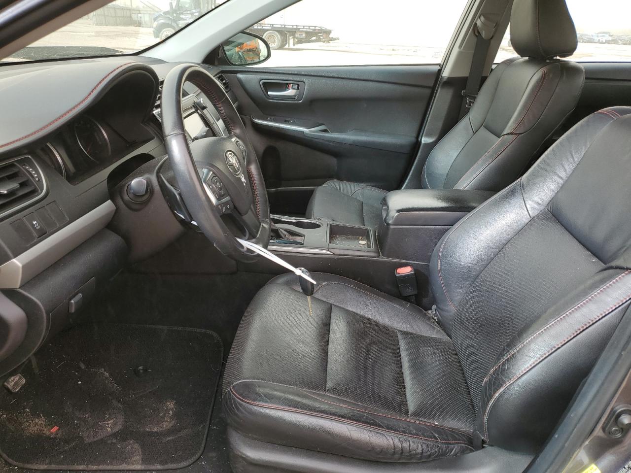 2015 Toyota Camry - Image 7