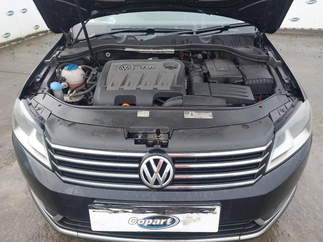 2012 VOLKSWAGEN PASSAT SE