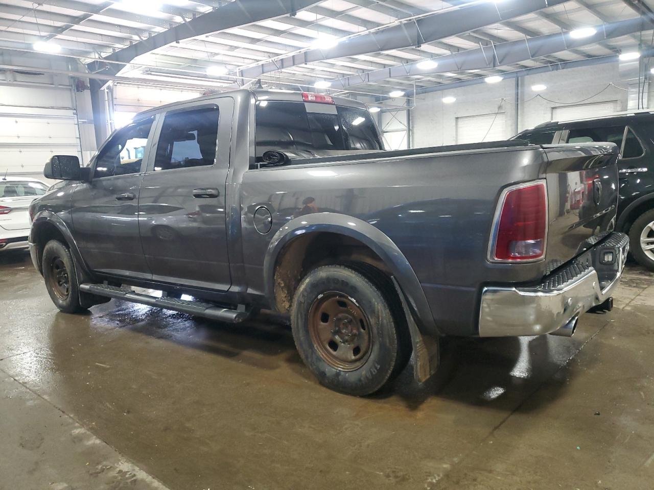 2014 RAM 1500 - Image 2