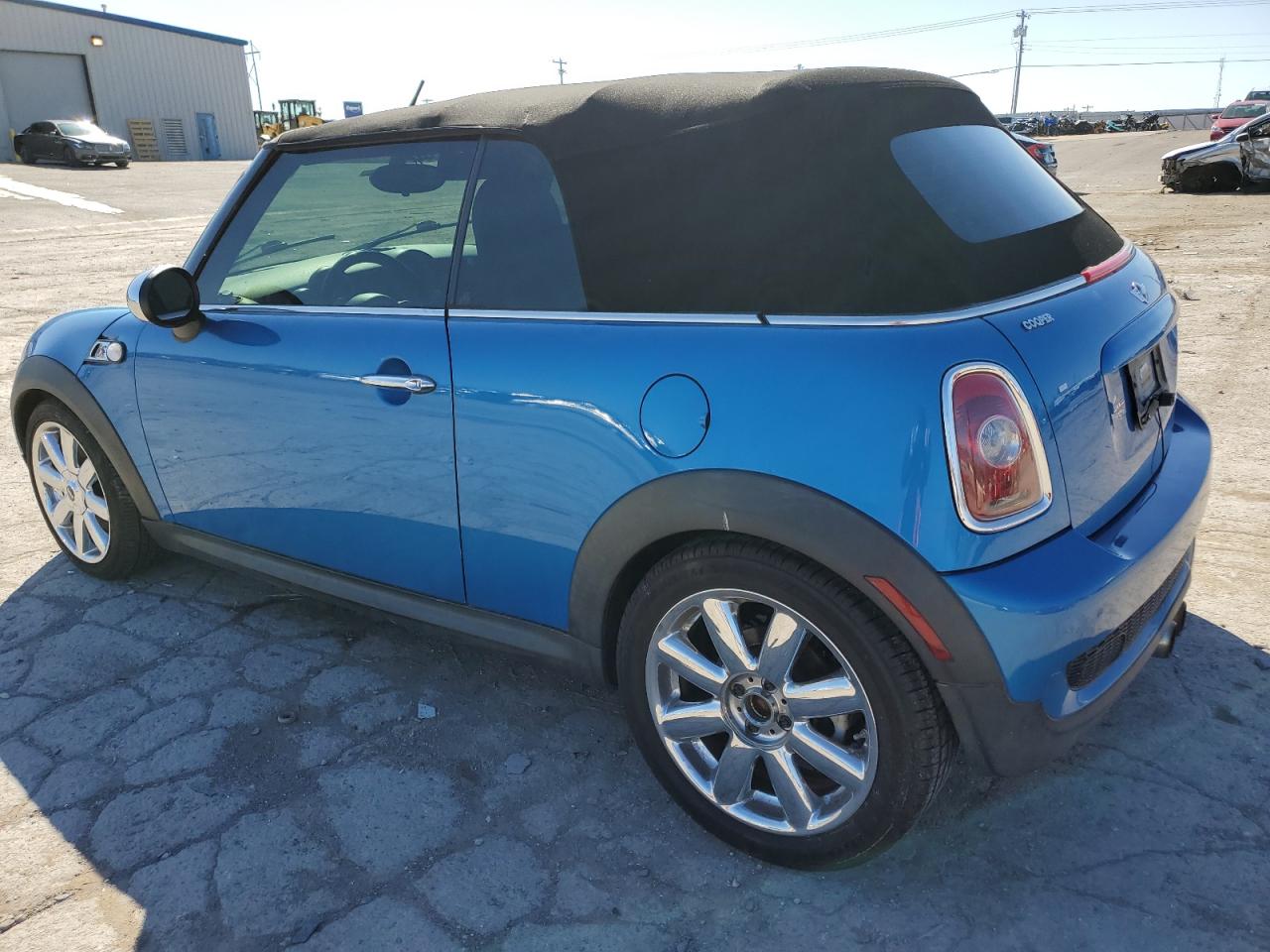 2010 MINI Cooper - Image 2