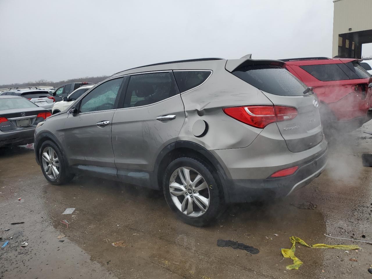 2013 Hyundai Santa Fe - Image 2