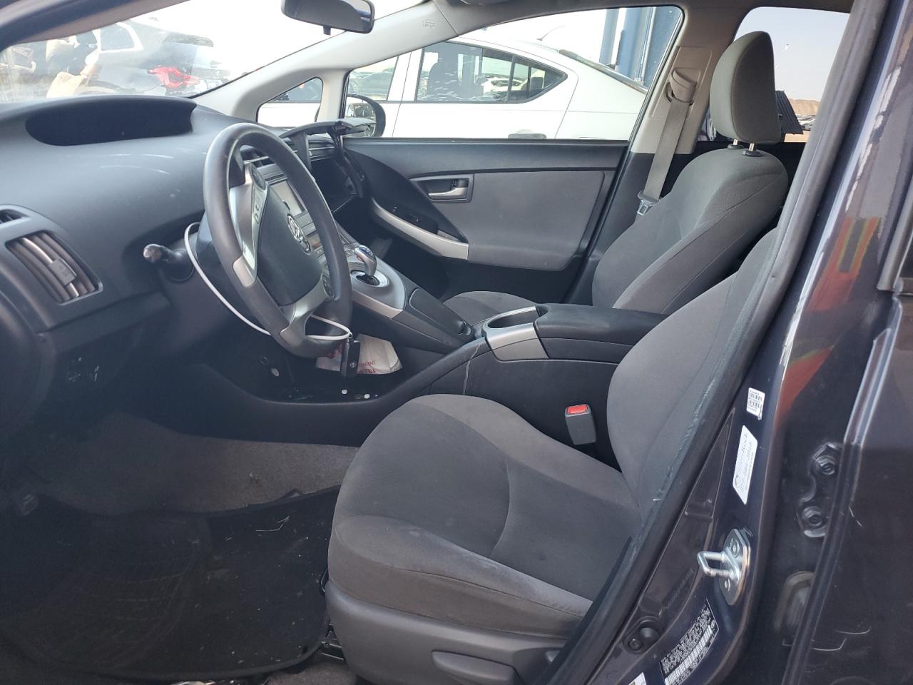 2015 Toyota Prius - Image 7