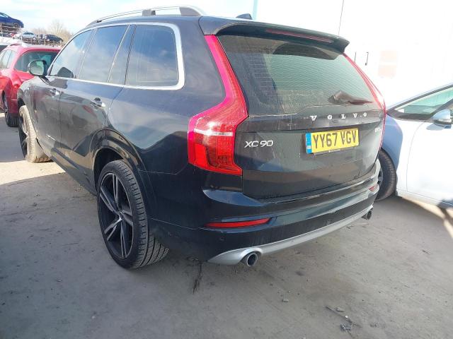 2017 VOLVO XC90 MOMEN