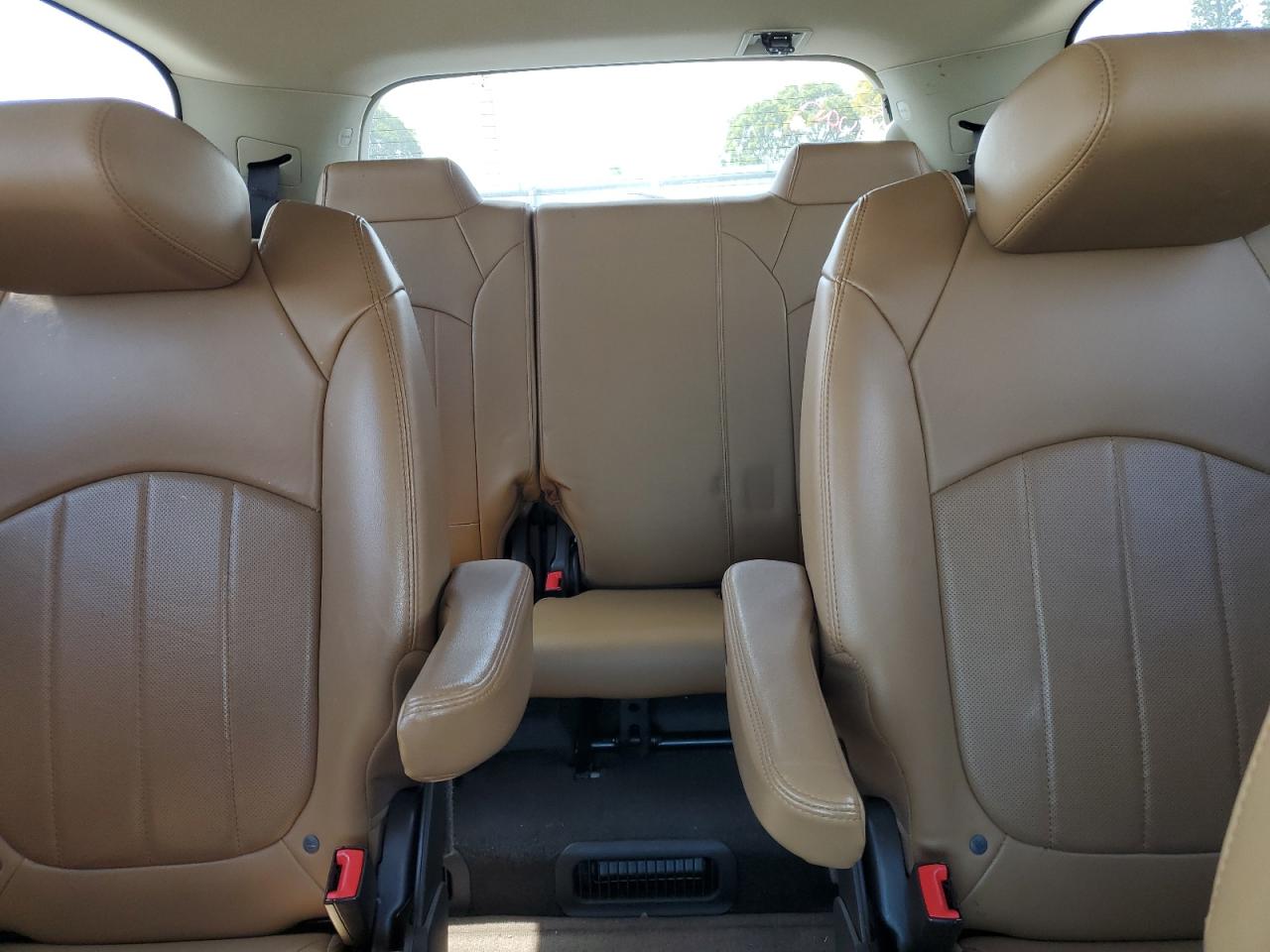 2016 Buick Enclave - Image 10