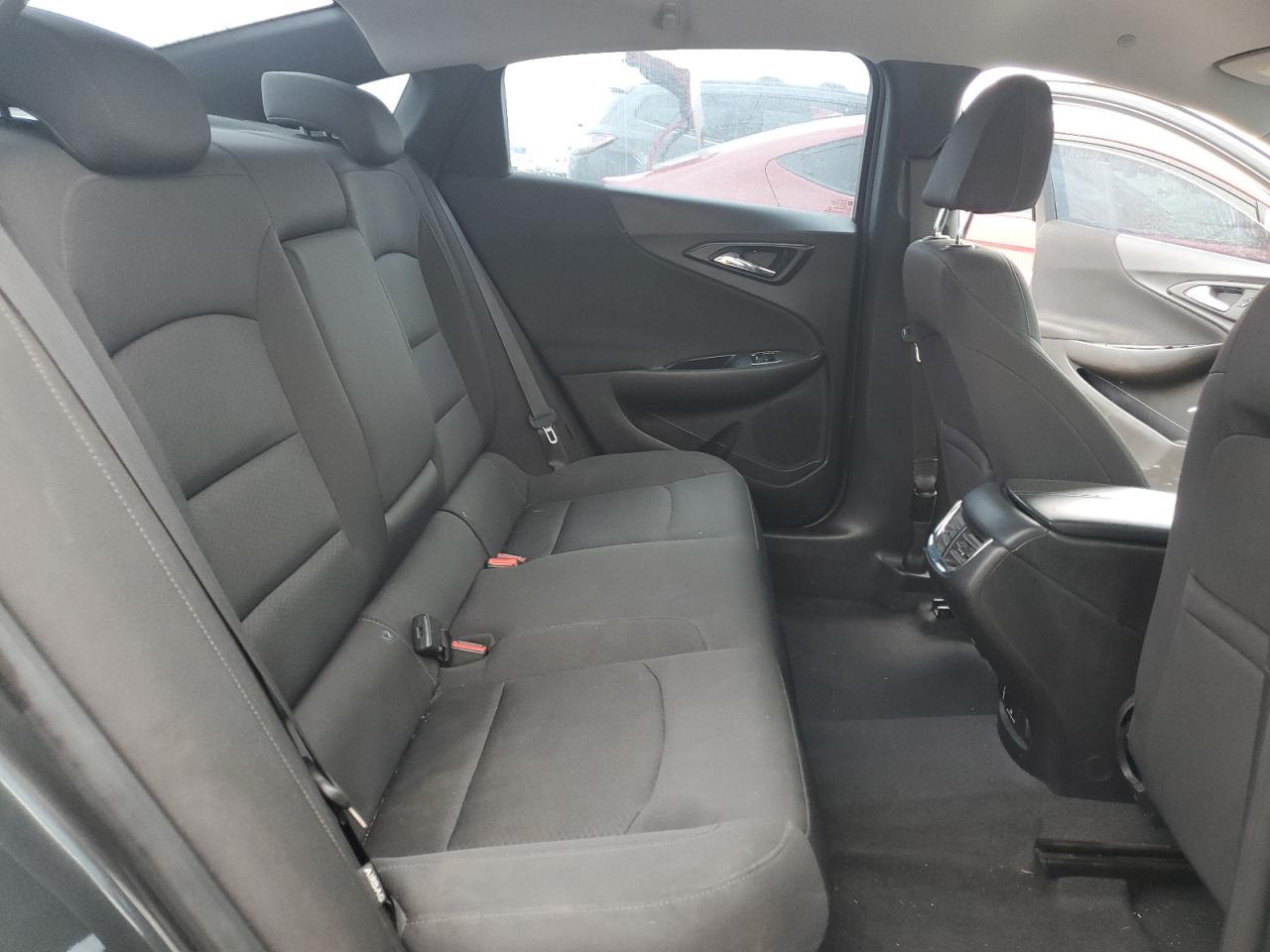 2016 Chevrolet Malibu - Image 10