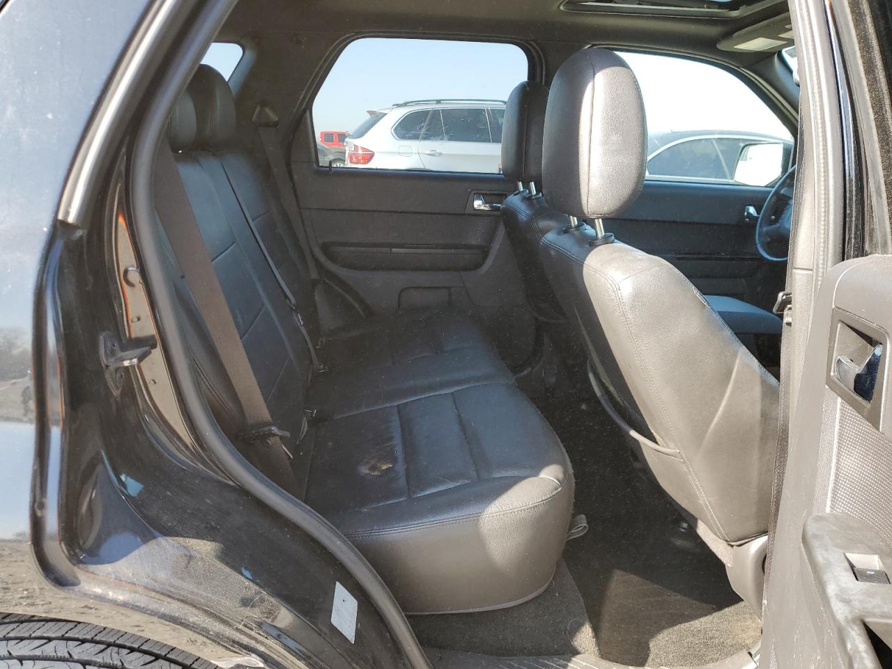 2012 Ford Escape - Image 11