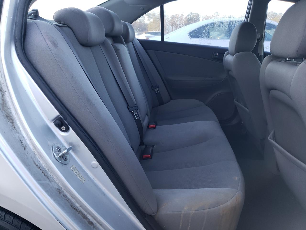 2009 Hyundai Sonata - Image 10