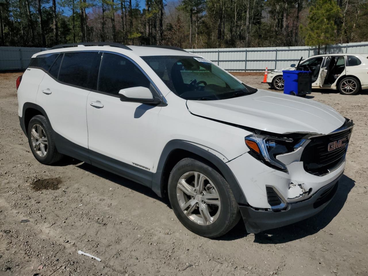 2019 GMC Terrain - Image 4