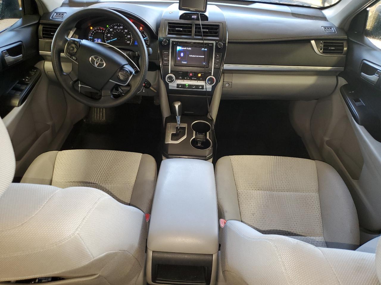 2014 Toyota Camry - Image 8