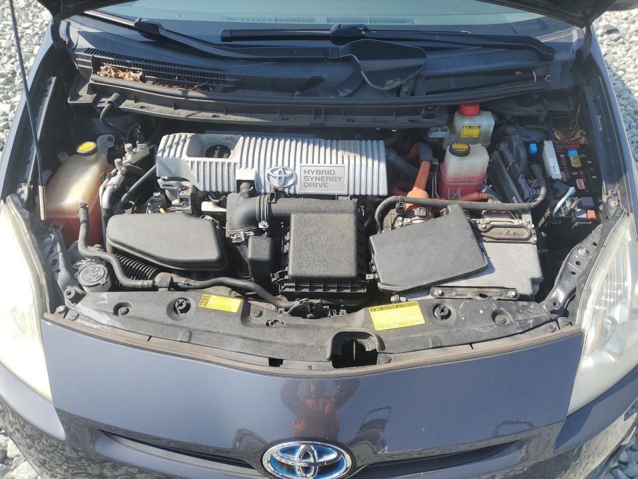 2010 Toyota Prius - Image 12