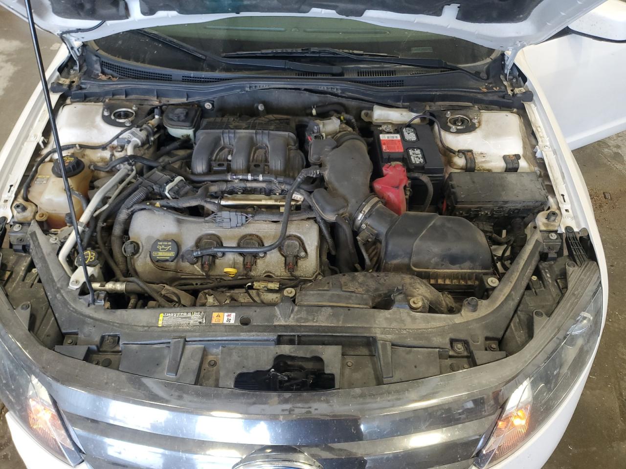 2012 Ford Fusion - Image 11
