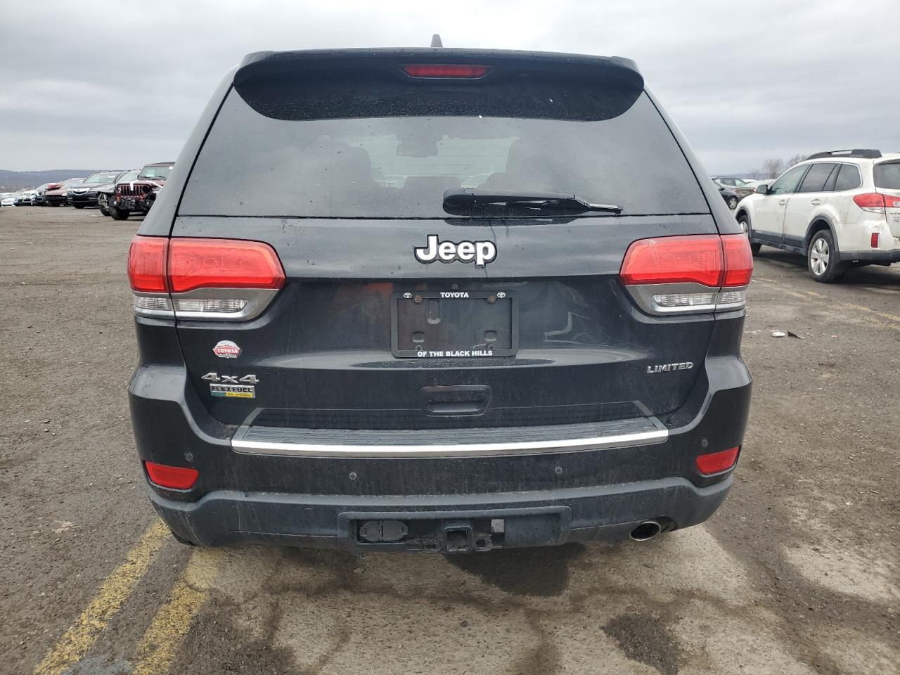 2015 Jeep Grand Cherokee - Image 6
