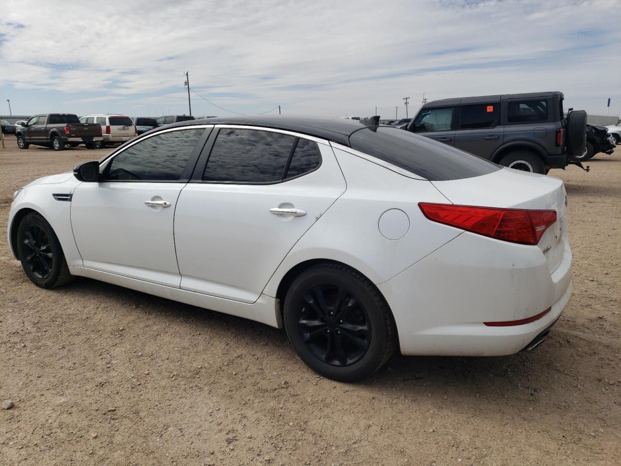 2012 Kia Optima - Image 2