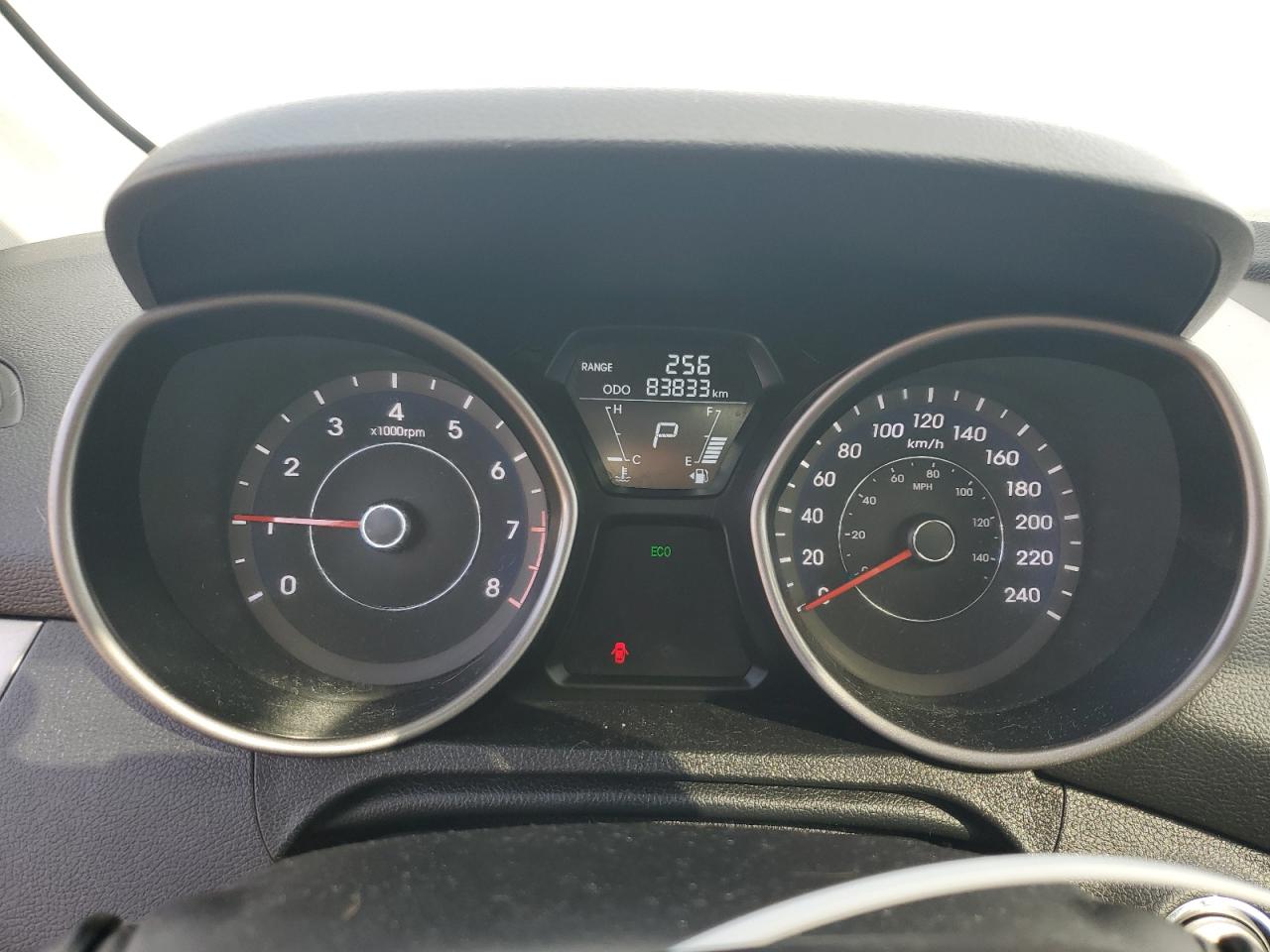 2013 Hyundai Elantra - Image 9