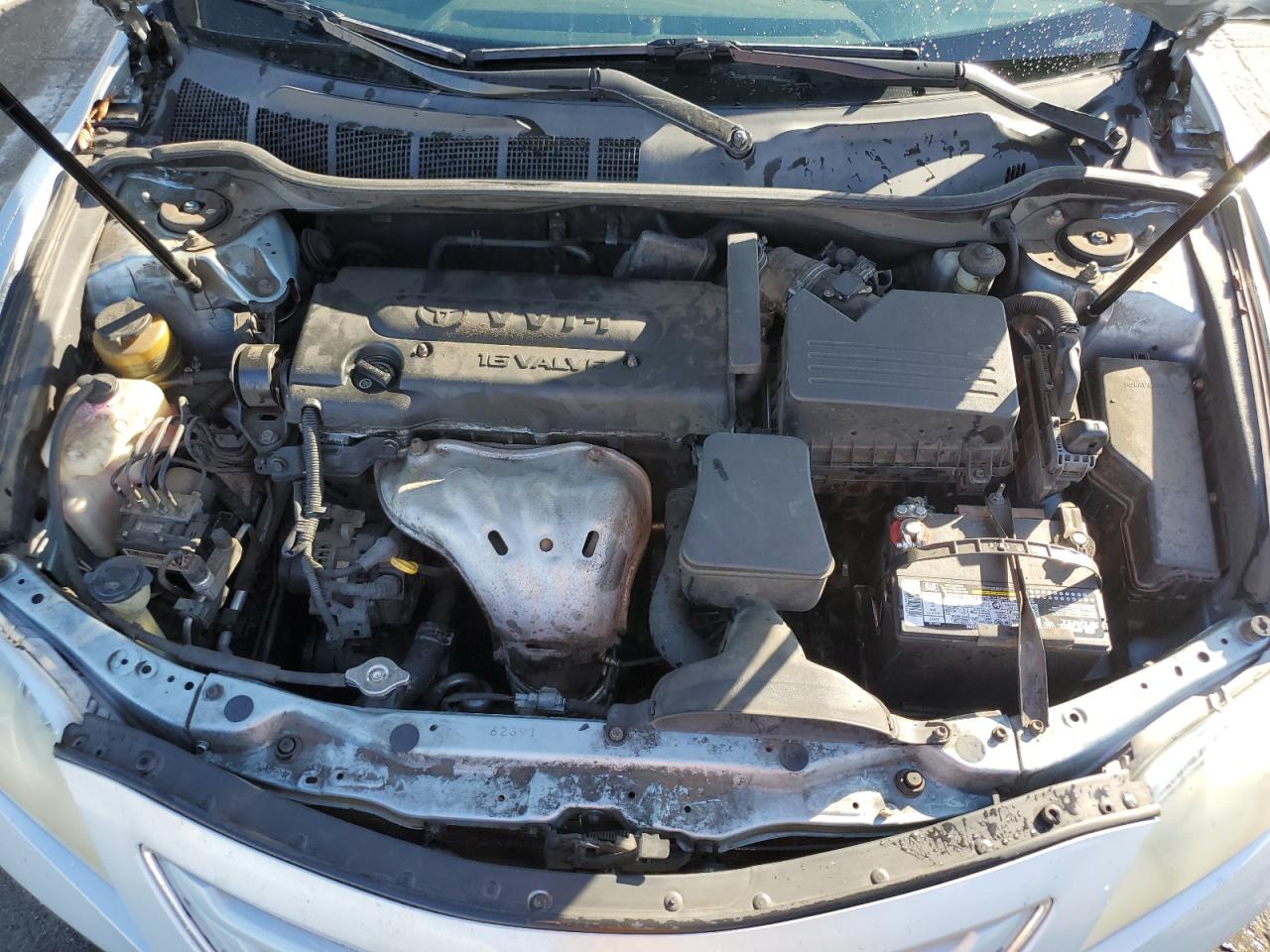 2009 Toyota Camry - Image 11