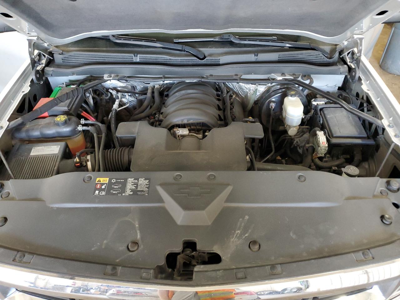 2015 Chevrolet Silverado - Image 11