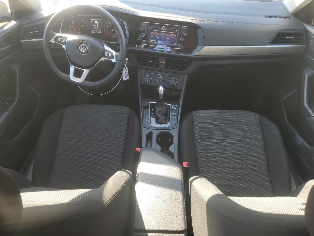 2019 Volkswagen Jetta - Image 8