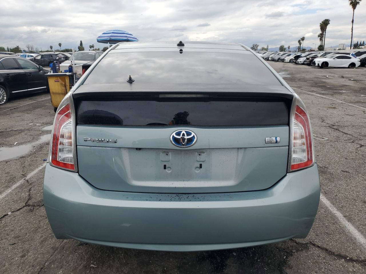 2013 Toyota Prius - Image 6