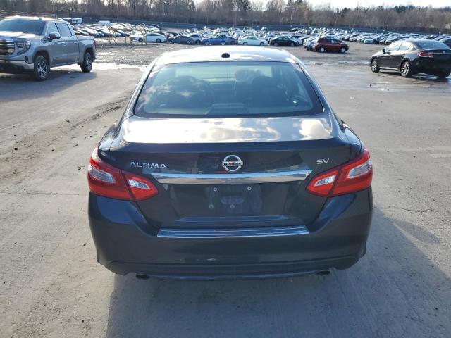  NISSAN ALTIMA 2017 Czarny