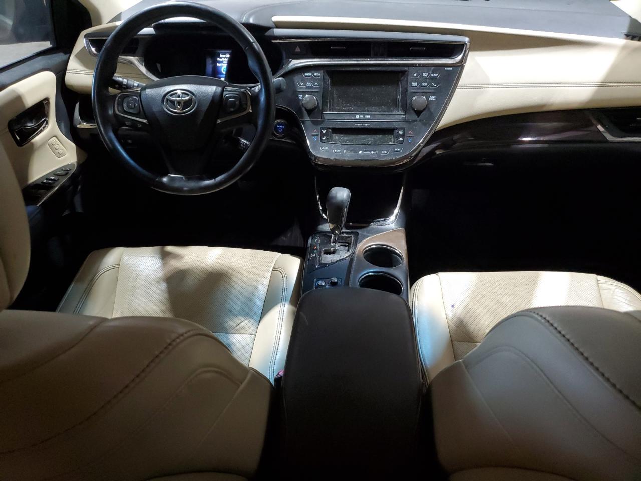 2013 Toyota Avalon - Image 8
