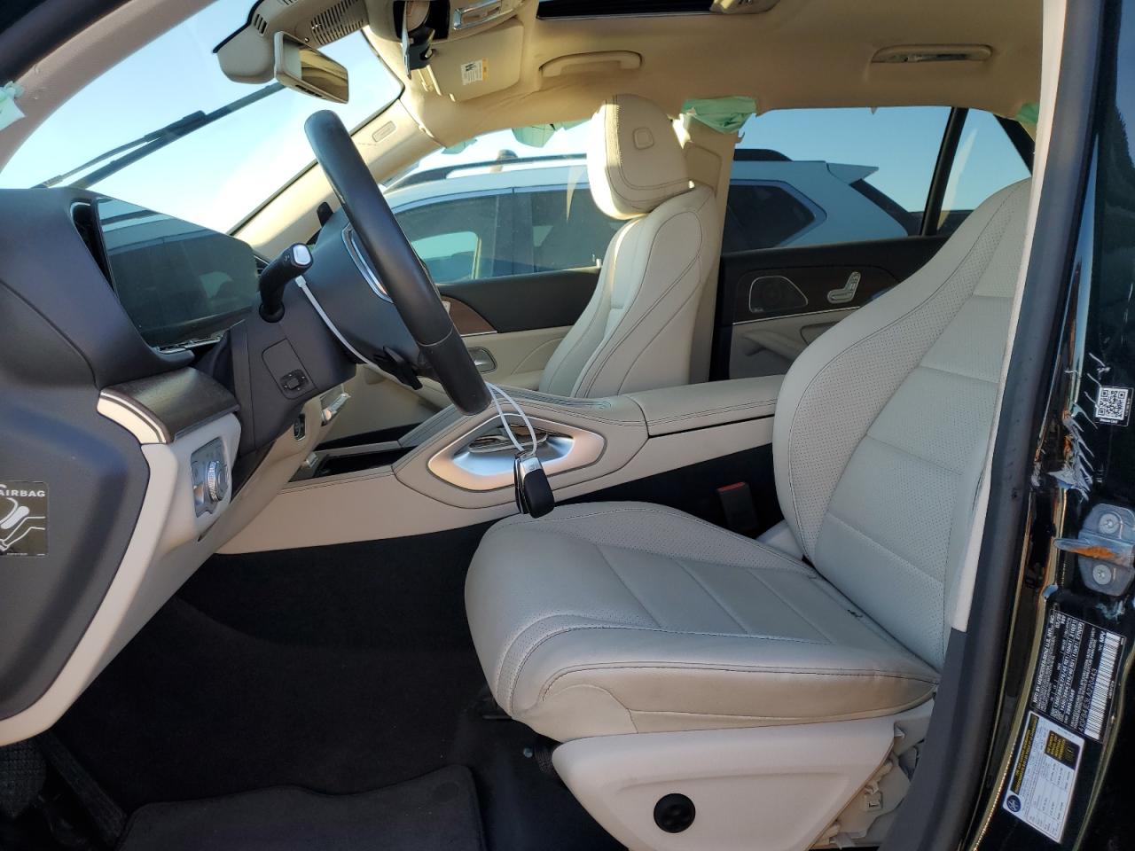 2020 Mercedes-Benz GLE - Image 7