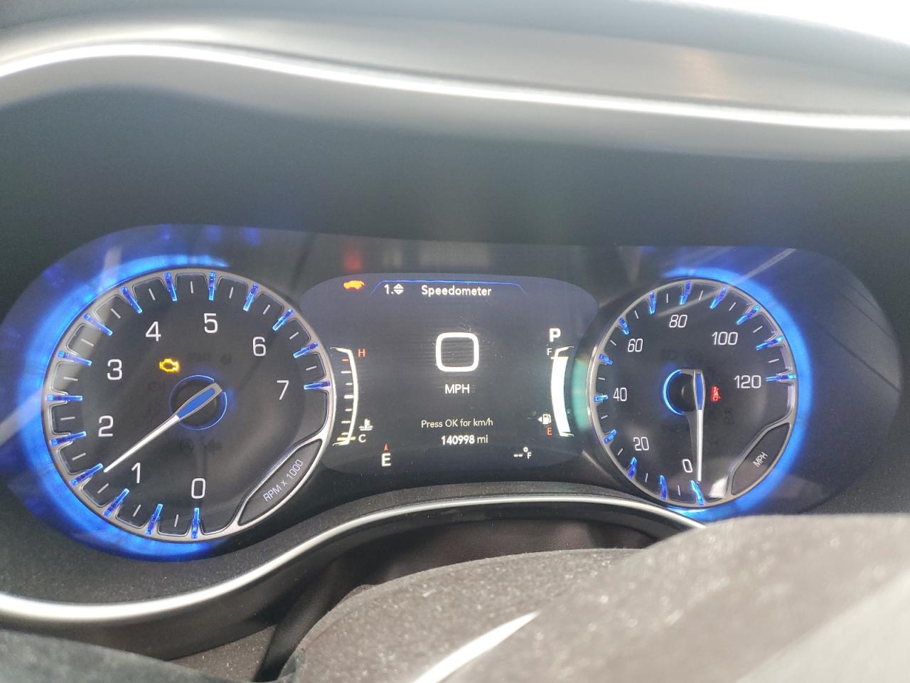 2018 Chrysler Pacifica - Image 9