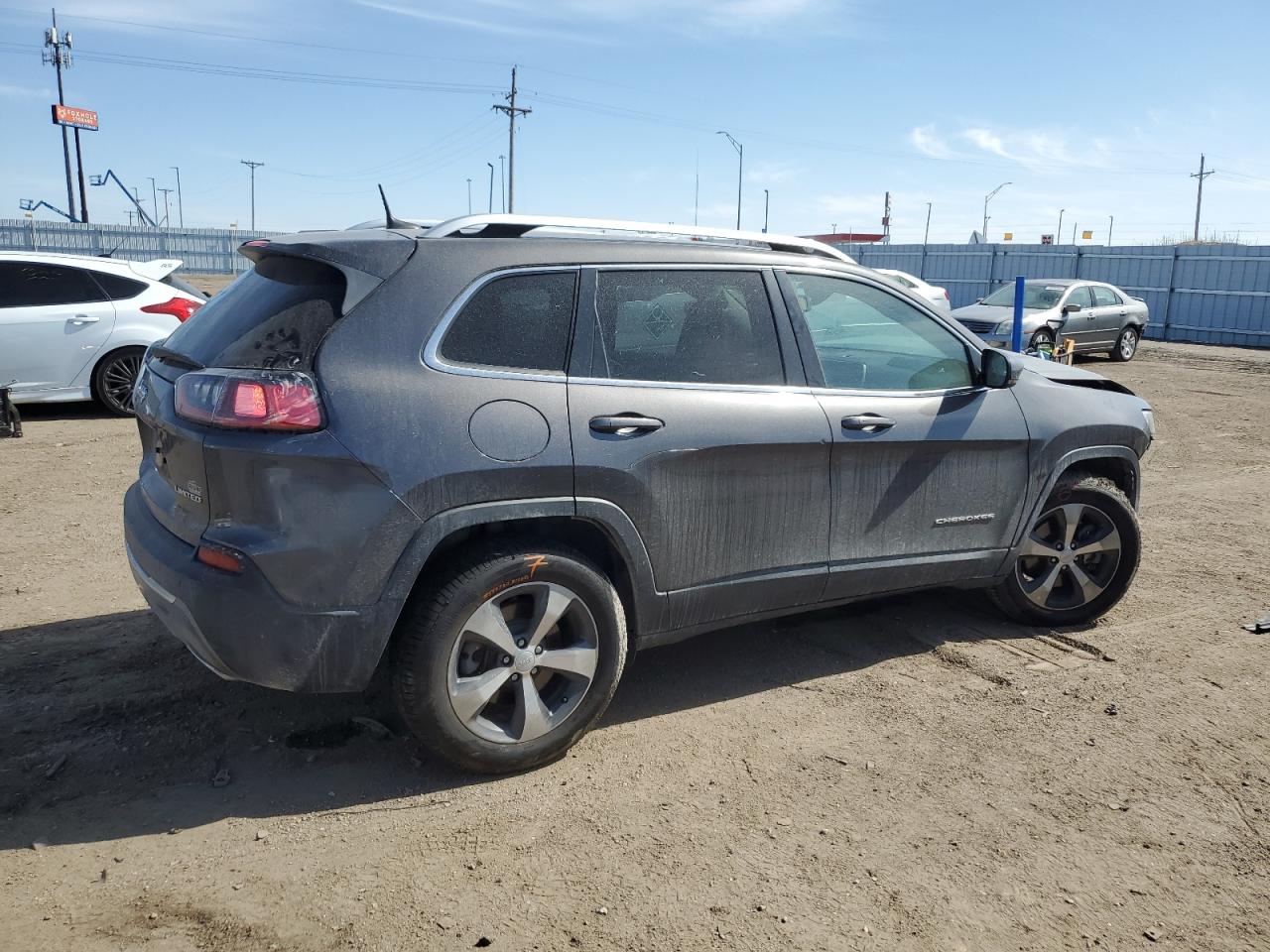 2019 Jeep Grand Cherokee - Image 3