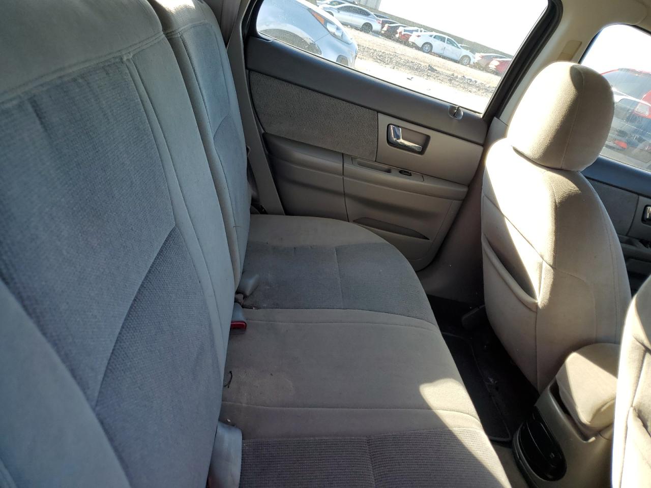 2000 Ford Taurus - Image 10