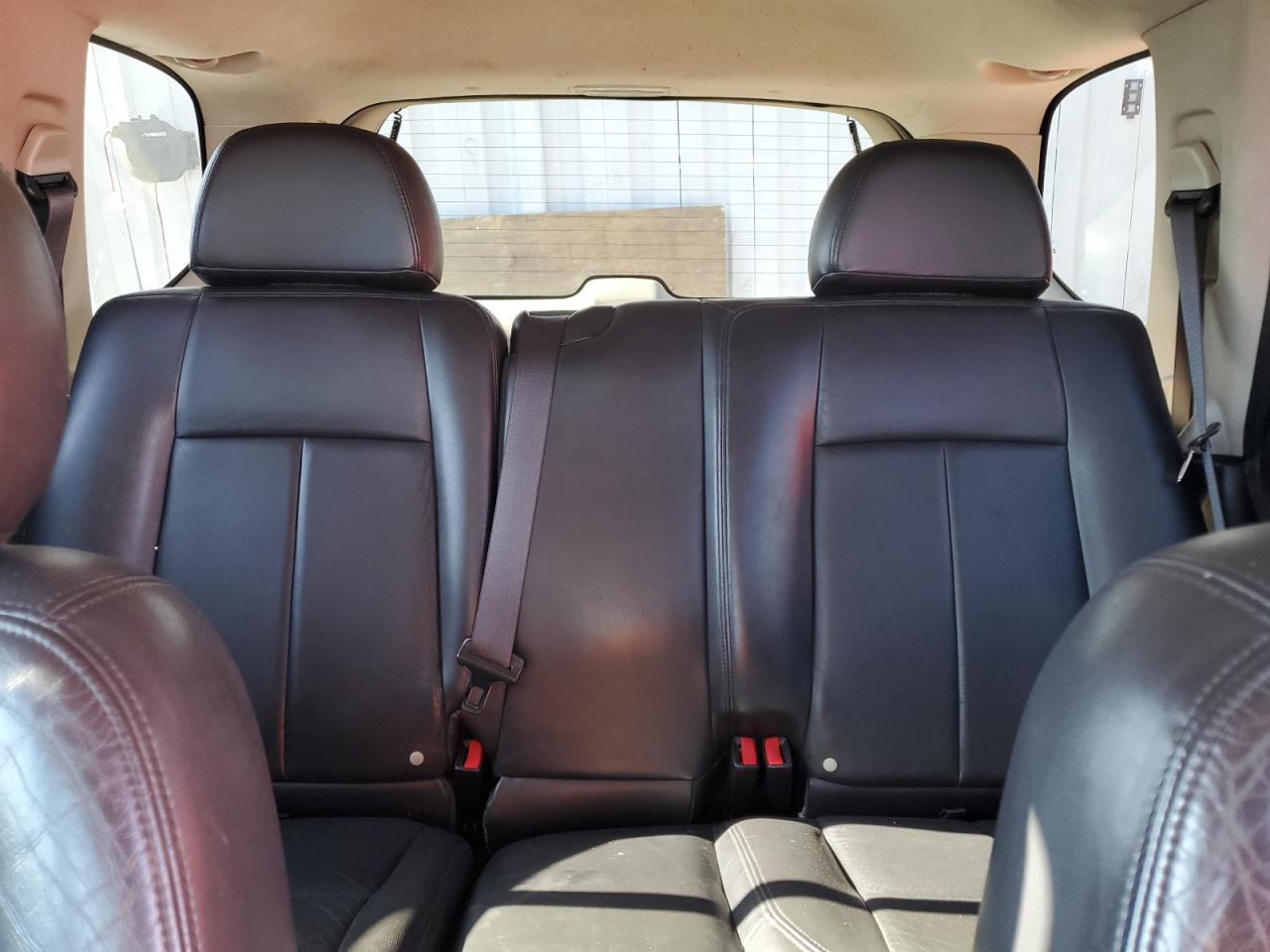2006 GMC Envoy - Image 10