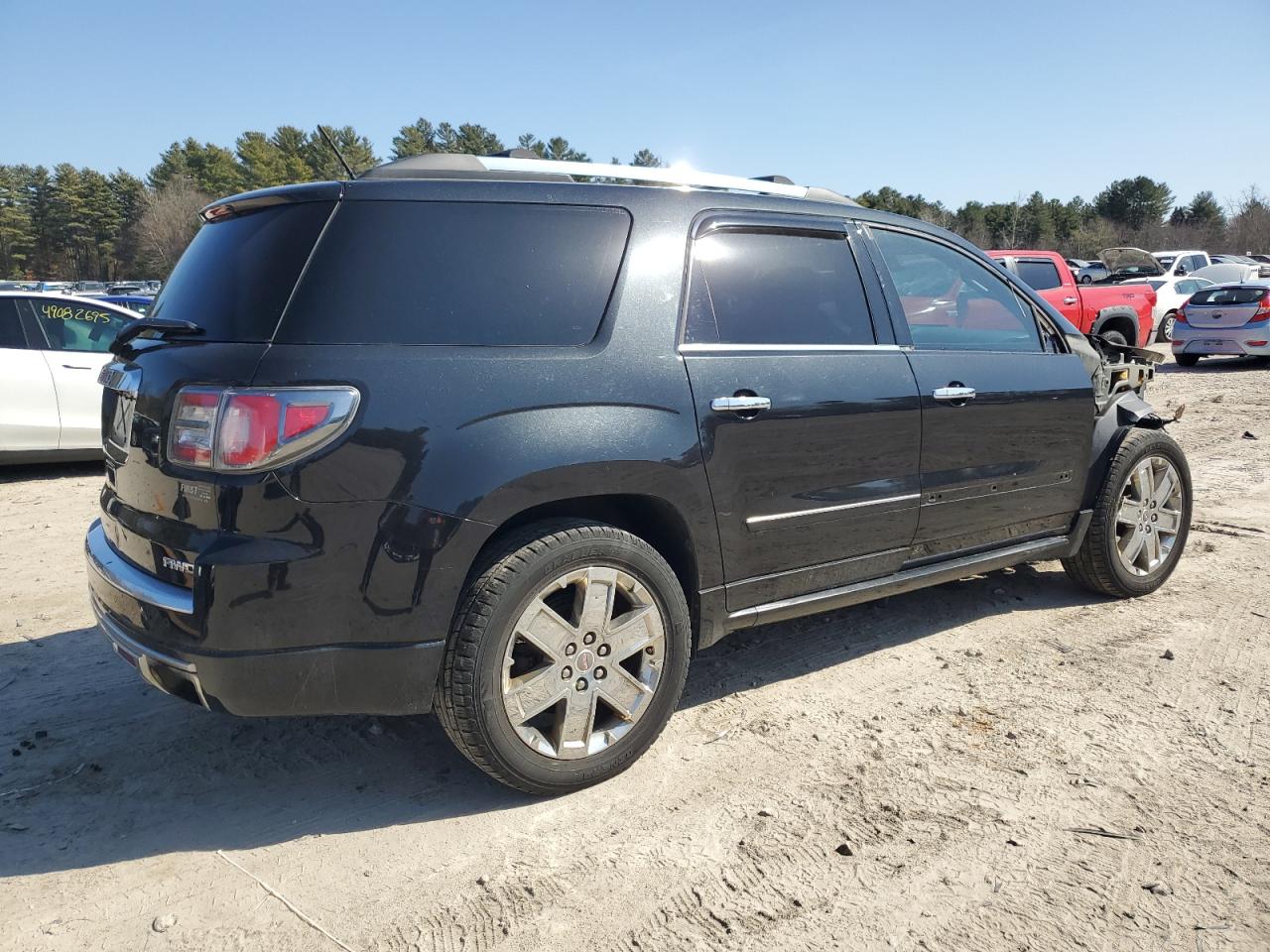 2014 GMC Acadia - Image 3