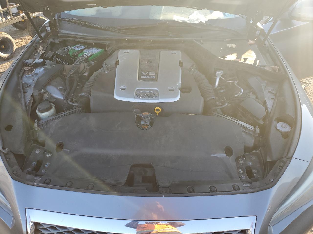 2014 Infiniti Q50 - Image 13